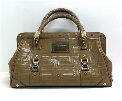 gianni versace borsa in vernice bauletto vendo|Borsa Gianni Versace .